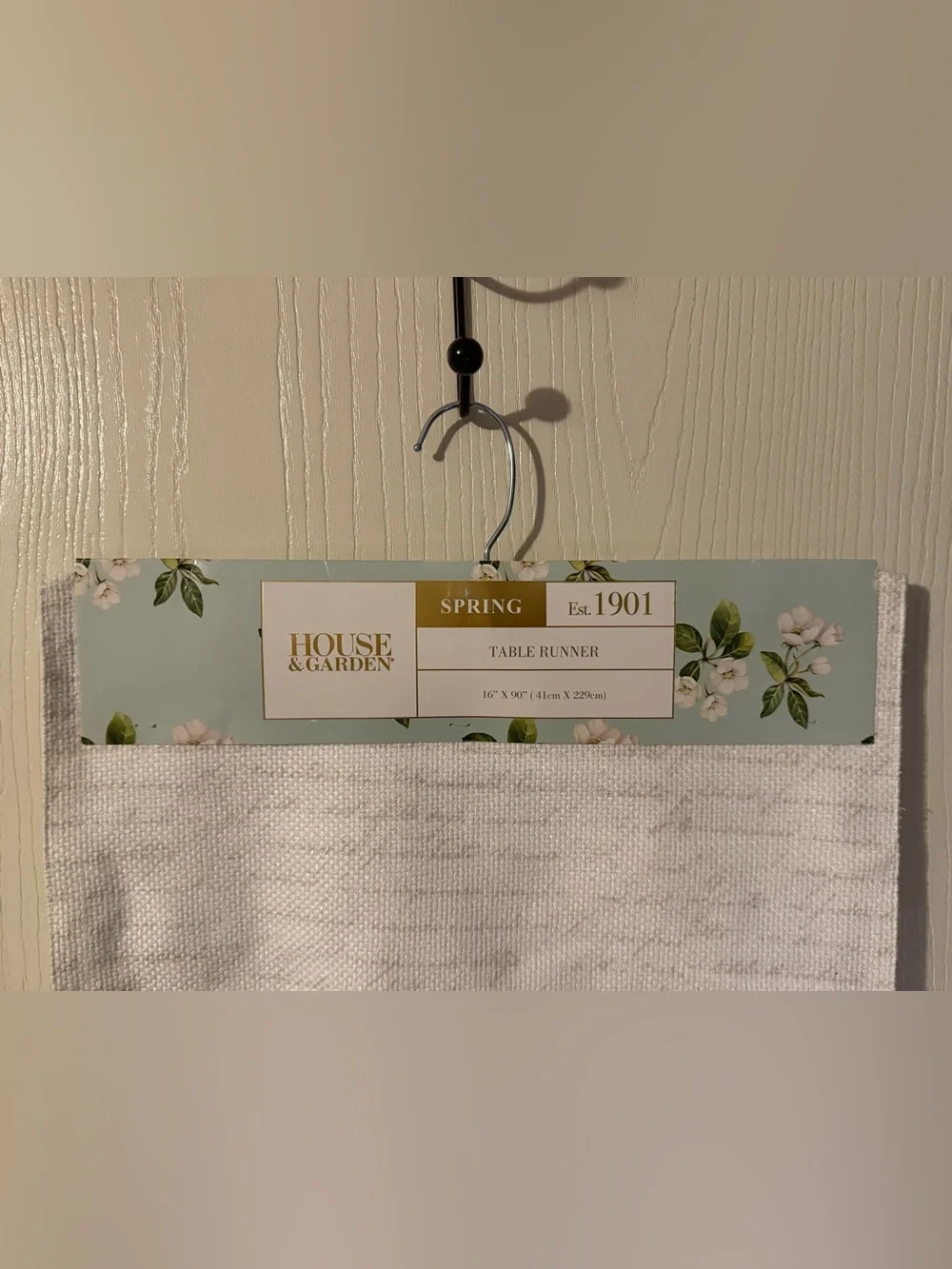 House & Garden table runner